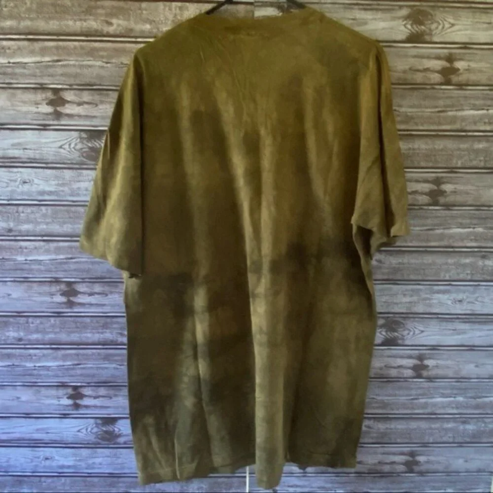 The‎ Mountain Men's Short-Sleeved Graphic Tee Size XL